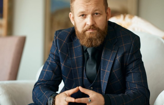 Гипнолог, психолог и целитель Сергей Викторович Пыжив