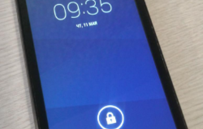 Смартфон ZTE Blade Q Lux