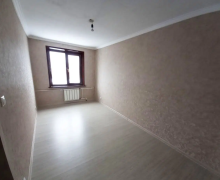 Продаётся 4-комн. квартира, 77.5 м²